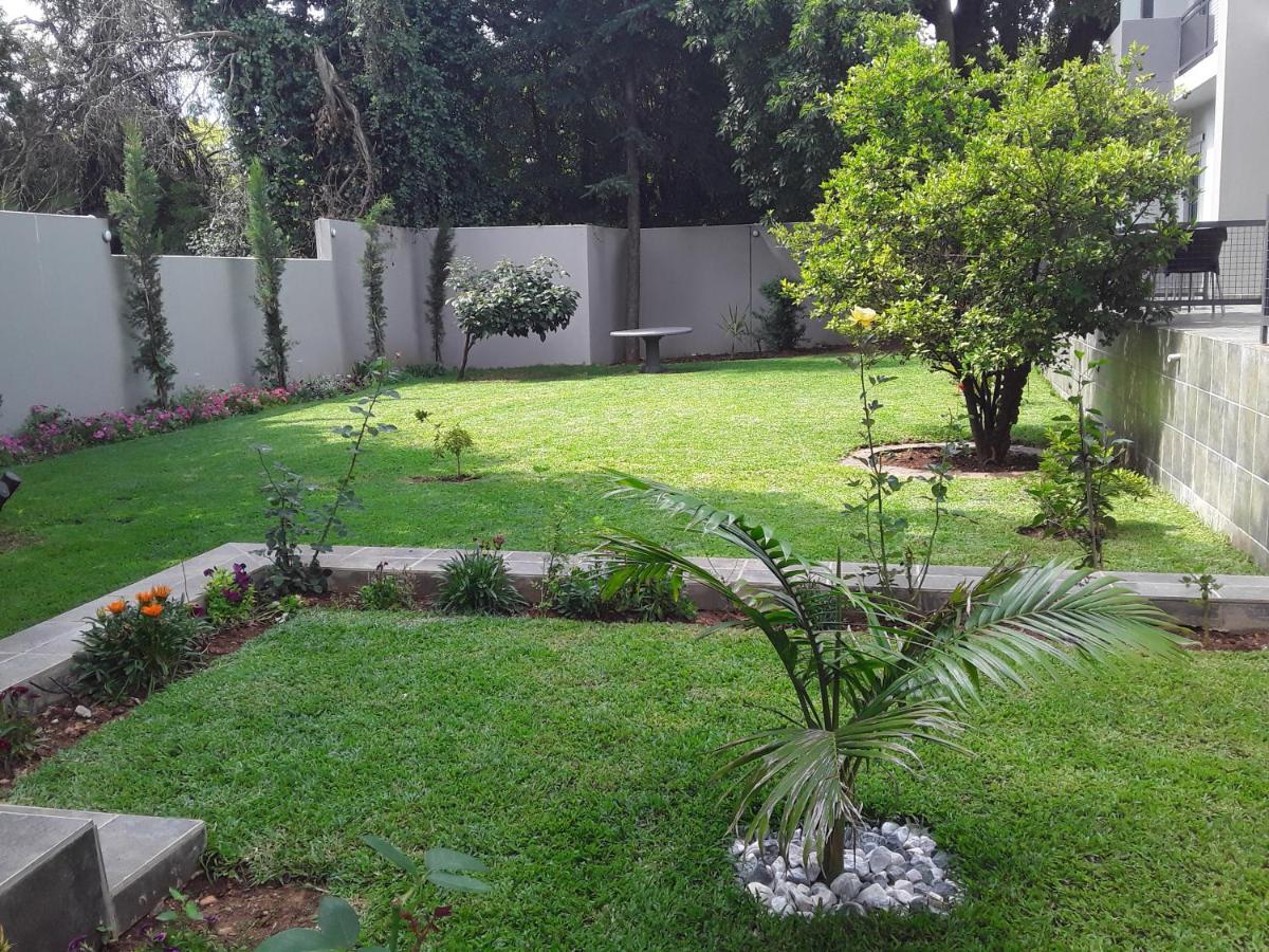 La Orchard Hotel Johannesburg Exterior photo